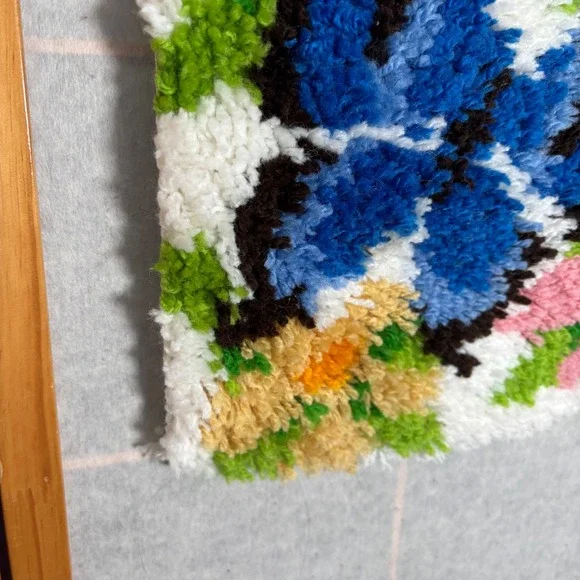 Vintage Butterfly Floral Latch Hook Needlepoint Wall Hanging Art Pillow Retro - Picture 4 of 6